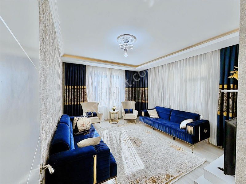 Bağcılarda Merkezi Konum Geniş 2+1 Daire