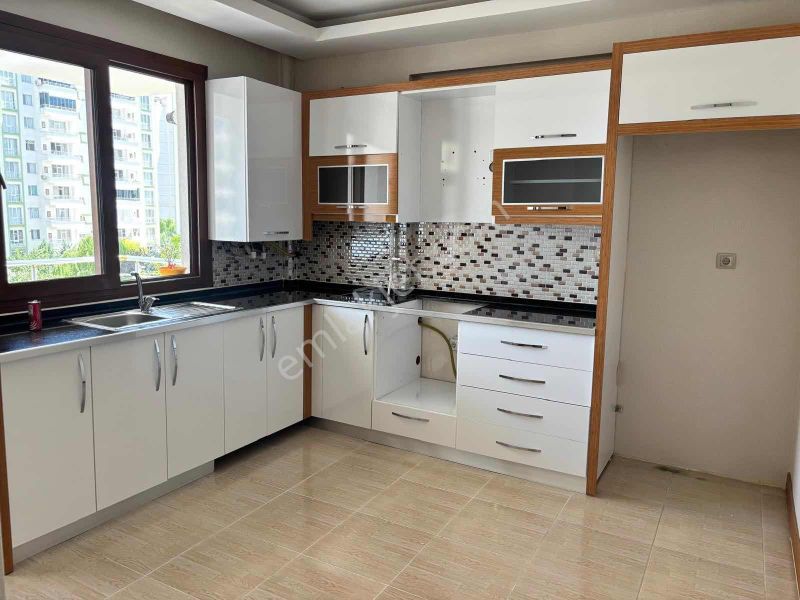 Fabrika Mahallesinde 3+1 Arakat Satılık Daire