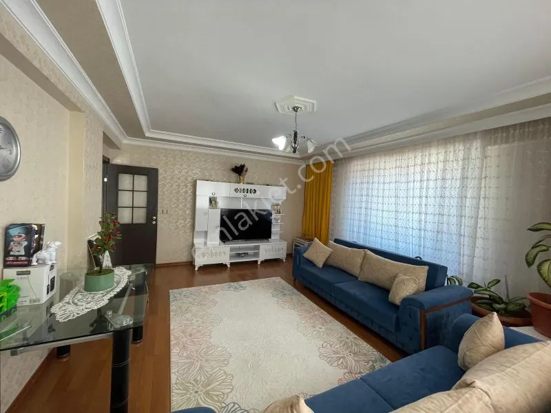Göletli Park Yanında, Ferah Ve Merkezi Konumda Satılık Daire