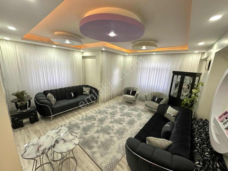 Gazilerde 3+1 Arakat Full Yapılı Daire