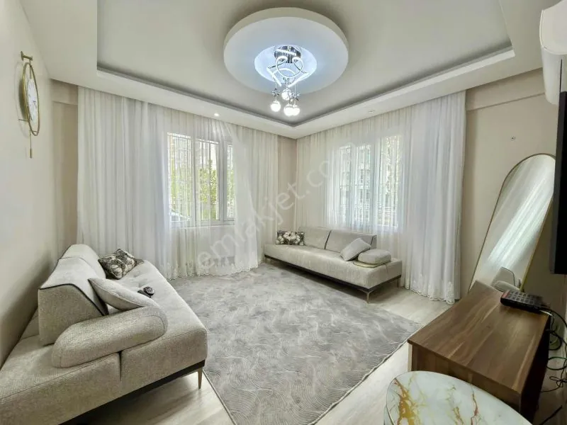 Bağcıların En Prestijli Noktasında 2+1 Satılık Daire