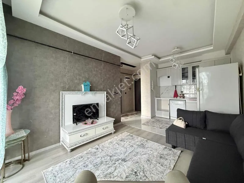 Bymen Pelşin Sitesinde 1+1 Eşyalı Cambalkonlu Arakat Kiralık
