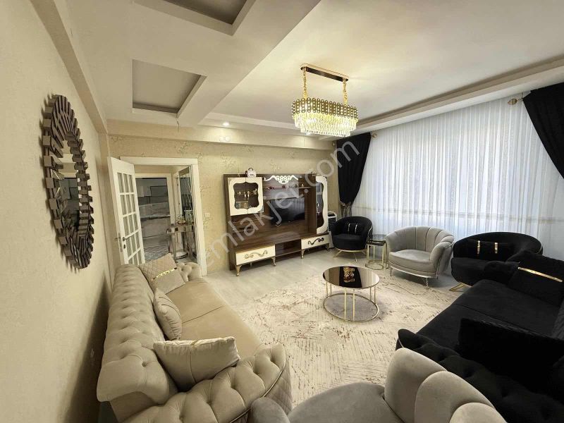 Üçkuyularda 3+1 Sıfır Ayarında Lüks Daire