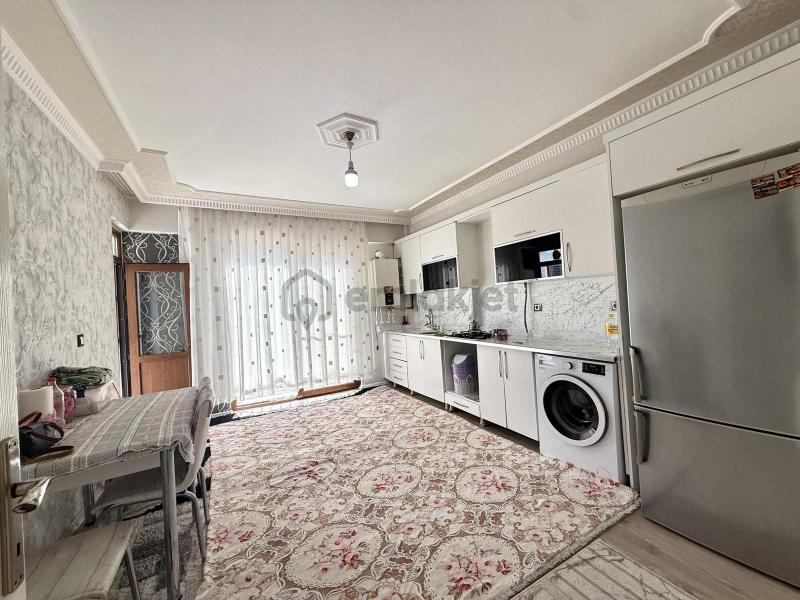 Rai̇nbow Gayri̇menkul Diyarbakır Yenişehir Üçkuyu Mahallesi 3+1 Oda